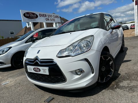 Citroen DS3 Hdi Black And White #2