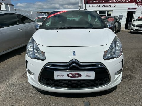 Citroen DS3 Hdi Black And White #3