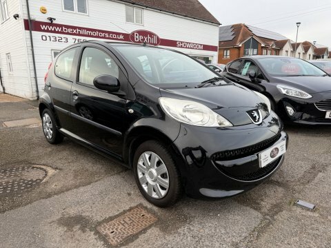 Peugeot 107 Urban LB08MJF Black #4