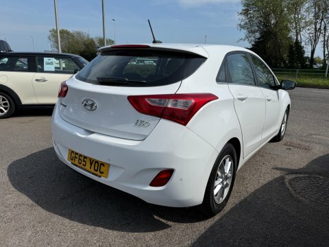 Hyundai I30 Crdi Se Nav GF65YOC White #5