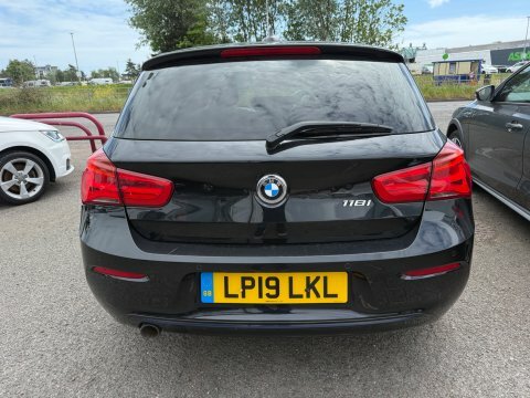 BMW 1 Series 118I Sport LP19LKL Black #6