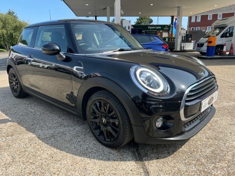Mini Hatch 1.5 Cooper HX68VRL Black #4