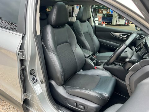 Nissan Qashqai 1.3 Dig-t Tekna DN70BKX Silver #3