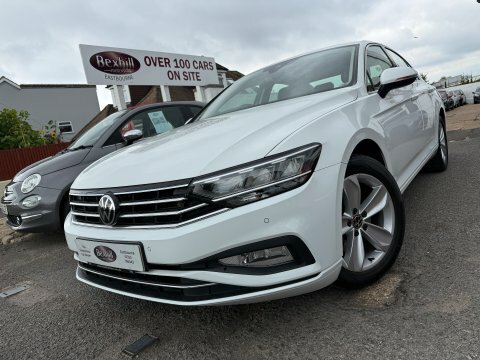 Volkswagen Passat Se Nav Tdi GL70YHB White #2