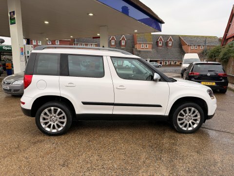 Skoda Yeti Outdoor Se Tsi MM14UXK White #4