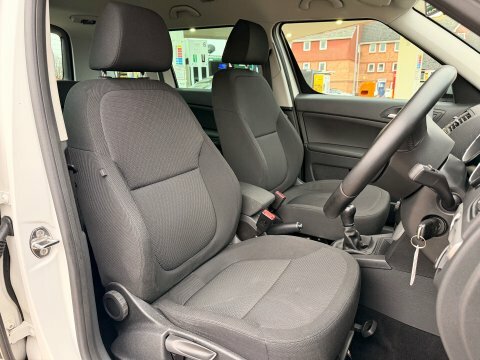 Skoda Yeti Outdoor Se Tsi MM14UXK White #3