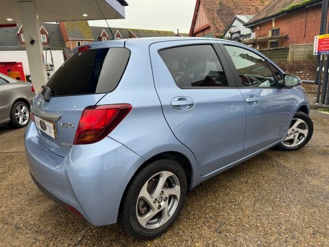 Toyota Yaris 1.5 Hybrid Vvt-i GU17EWN Blue #2