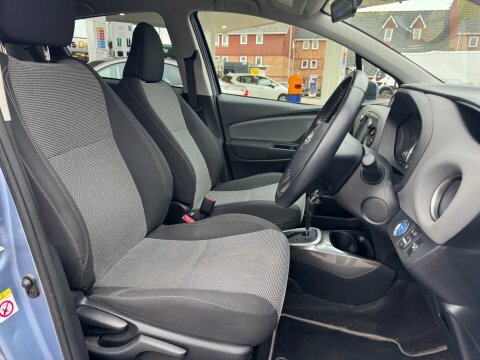 Toyota Yaris 1.5 Hybrid Vvt-i GU17EWN Blue #3