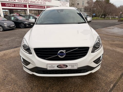 Volvo XC60 D4 R-design Lux SV67XJN White #6