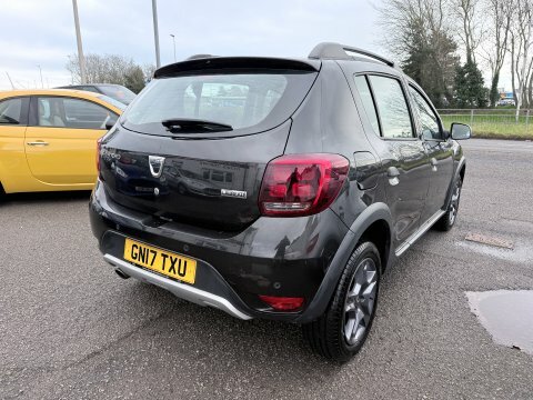 Dacia Sandero Stepway 0.9 Laureate Tce GN17TXU Black #5