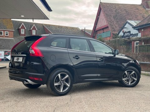 Volvo XC60 D4 R-design Nav DG65YEK Black #2