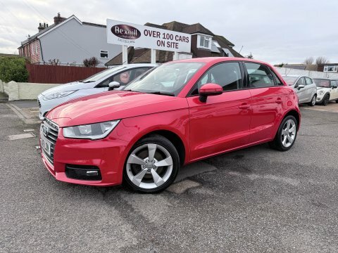 Audi A1 Sportback Tfsi Sport Red