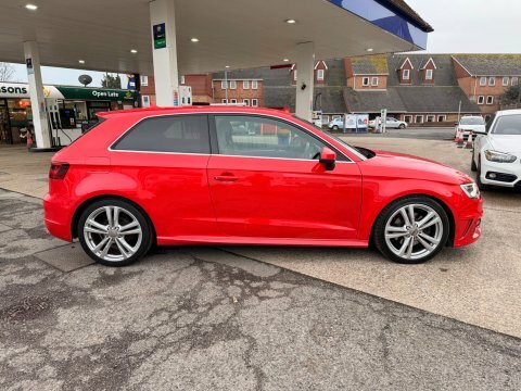Audi A3 Tdi S Line YB63NFM Red #4