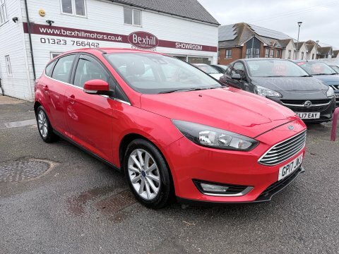 Ford Focus 1.5 Titanium Tdci GP17JWJ Red #4