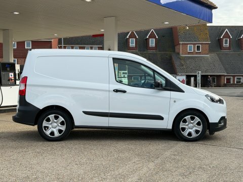 Ford Transit Courier Trend Tdci  White #4