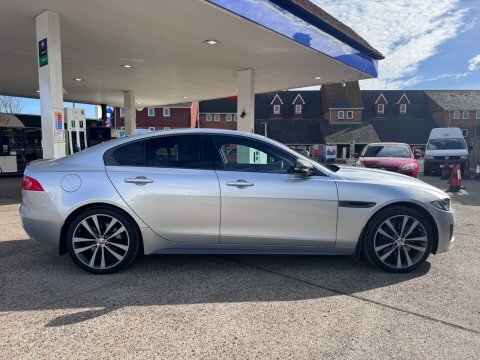 Jaguar XE Sport Silver #4