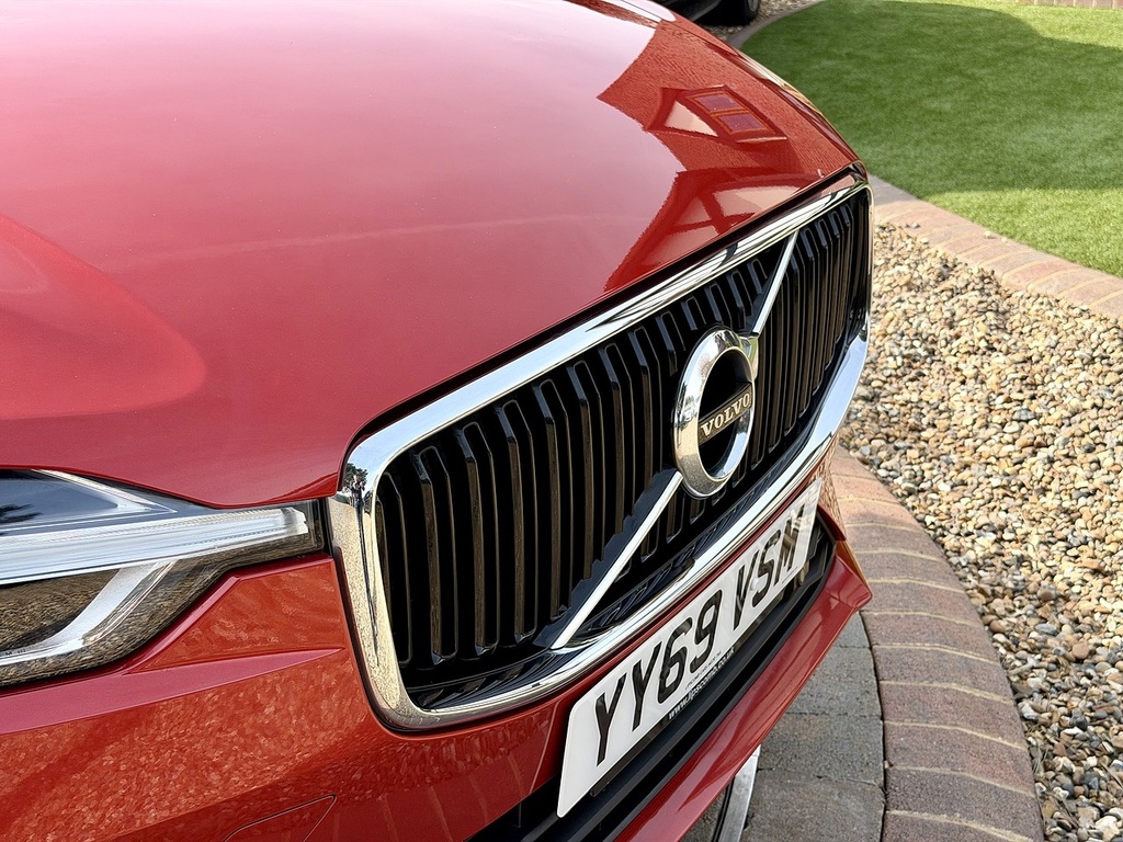 Volvo XC60 T4 Edition Ulez Red #4