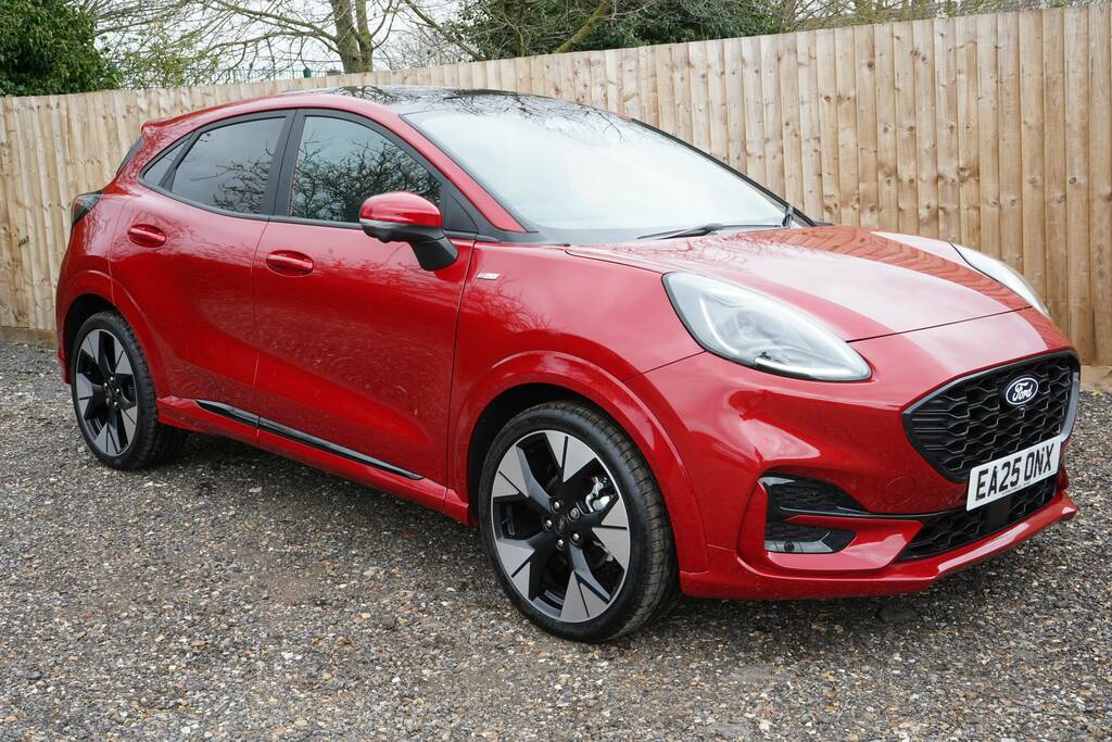 Ford Puma St-line X Red
