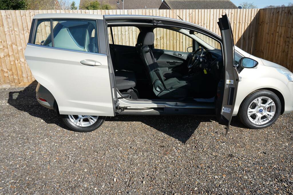 Ford B-Max Zetec CP13GCY Silver #5