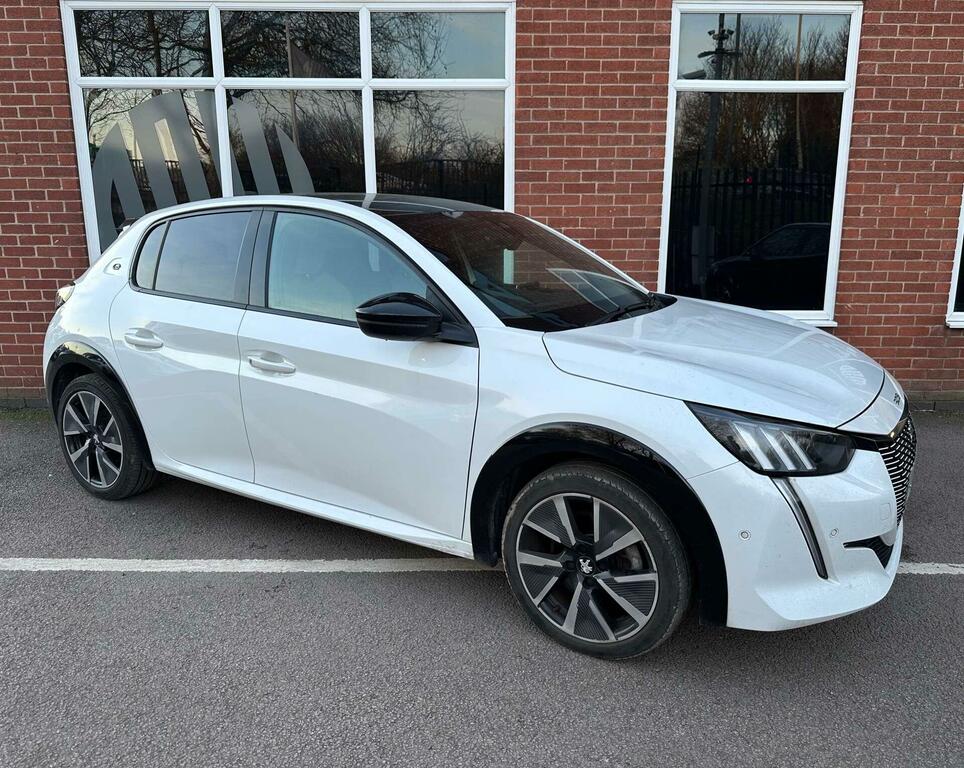 Peugeot e-208 50Kwh Gt Premium White