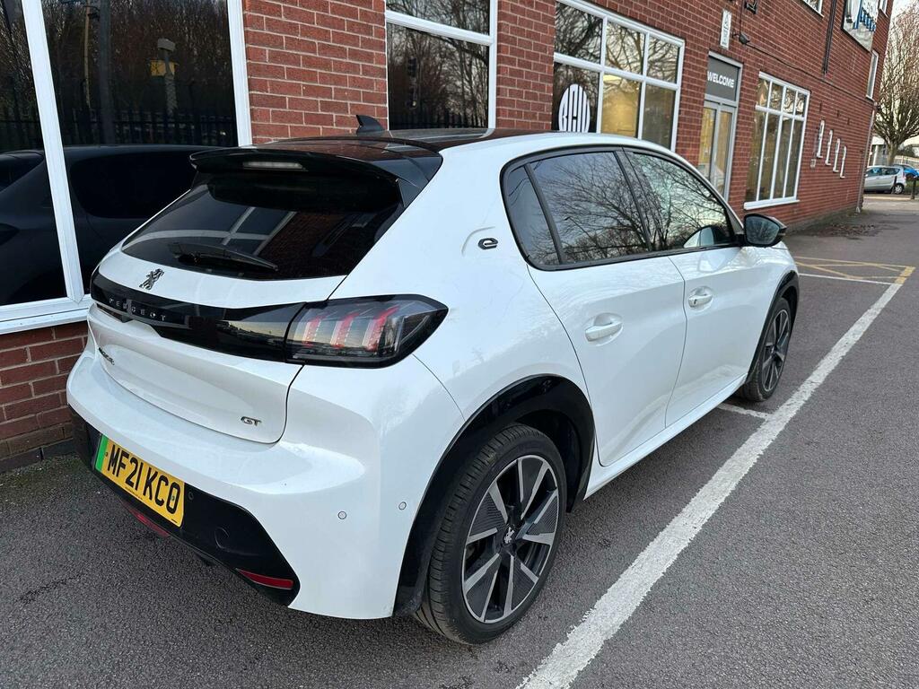 Peugeot e-208 50Kwh Gt Premium MF21KCO White #4