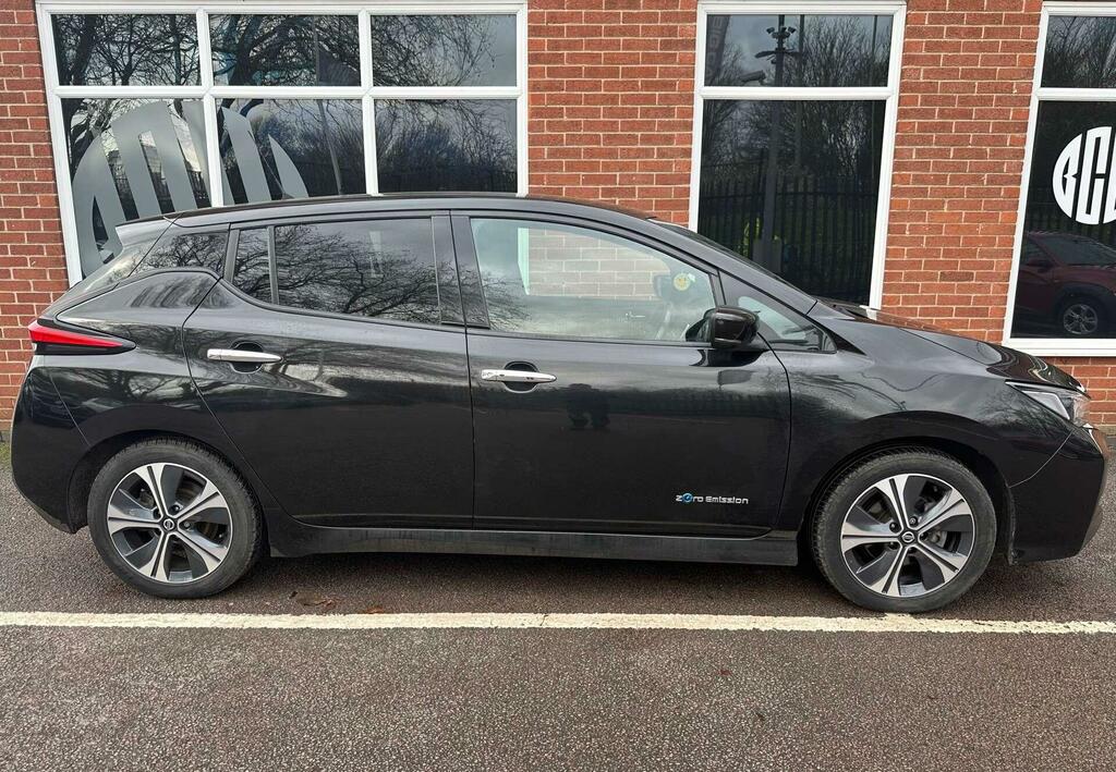 Nissan Leaf 40Kwh N-connecta BG20NHA Black #2