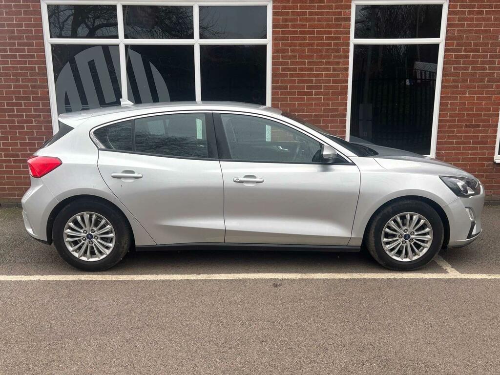 Ford Focus 1.5T Ecoboost Titanium Euro 6 Ss MX69KCG Silver #2