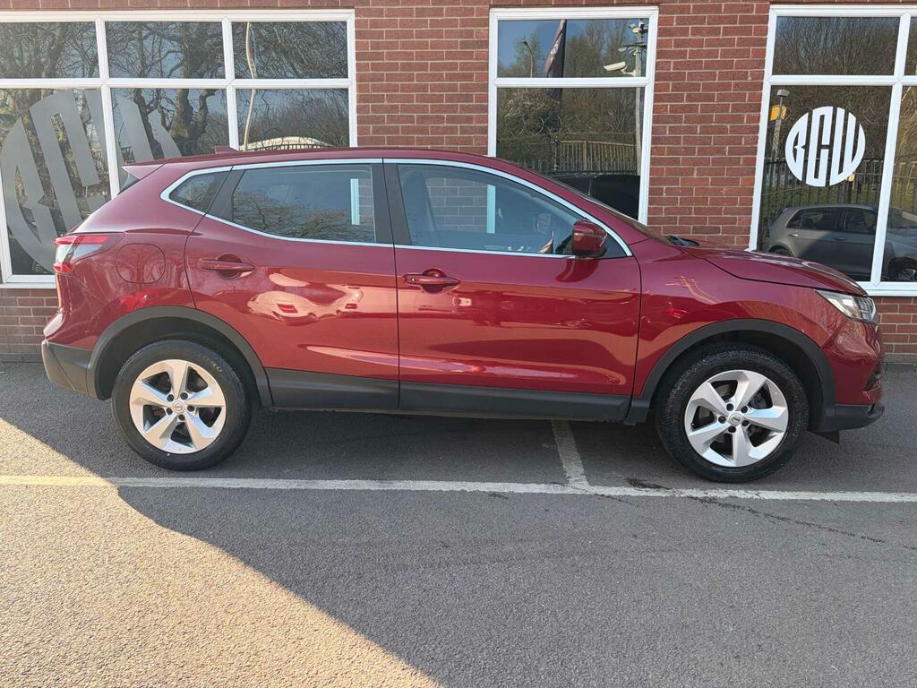 Nissan Qashqai 1.5 Dci Acenta Premium Euro 6 Ss YR68MMV Red #3