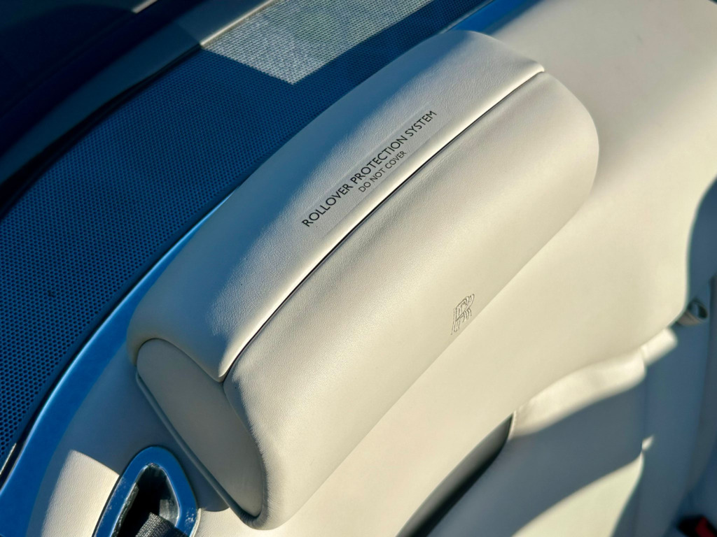 Rolls-Royce Phantom Drophead Coupe  #58