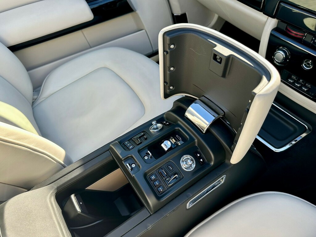 Rolls-Royce Phantom Drophead Coupe  #30
