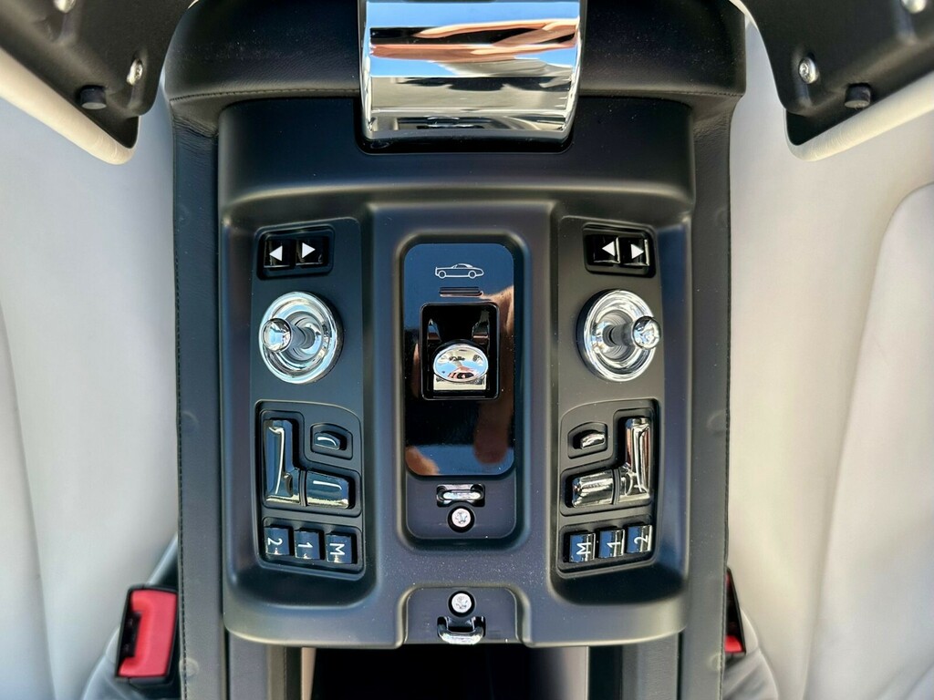 Rolls-Royce Phantom Drophead Coupe  #31