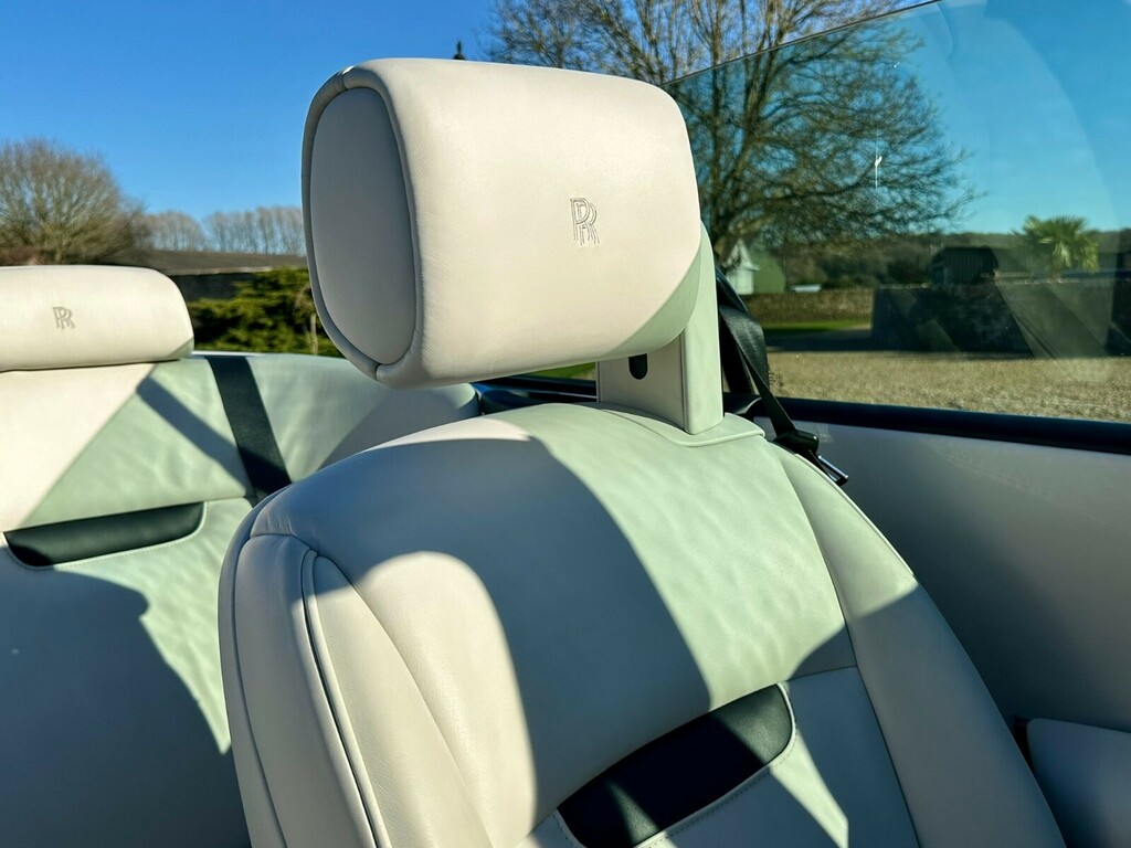 Rolls-Royce Phantom Drophead Coupe  #50