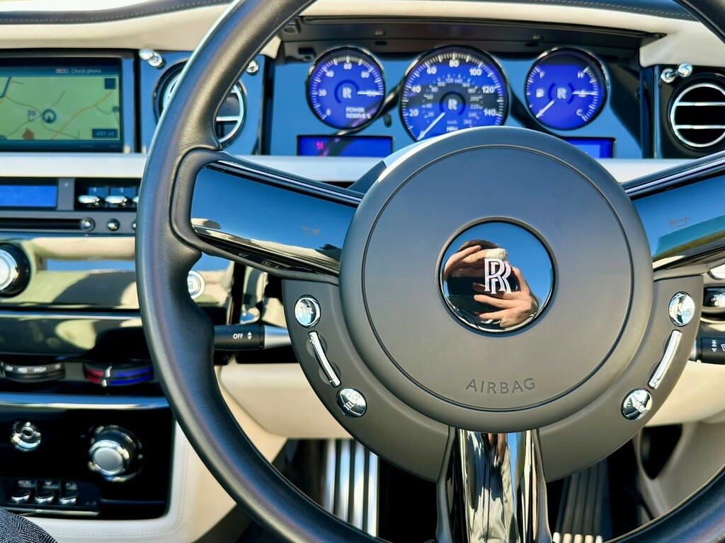 Rolls-Royce Phantom Drophead Coupe  #17