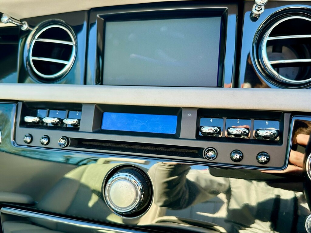 Rolls-Royce Phantom Drophead Coupe  #38