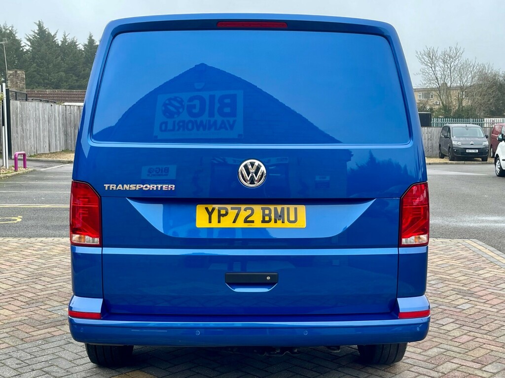 Volkswagen Transporter T32 Tdi 204 Highline Swb Low Roof Dsg 22420 YP72BMU Blue #6
