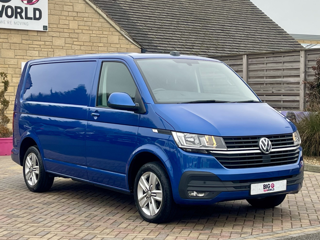 Volkswagen Transporter T32 Tdi 204 Highline Swb Low Roof Dsg 22420 YP72BMU Blue #4