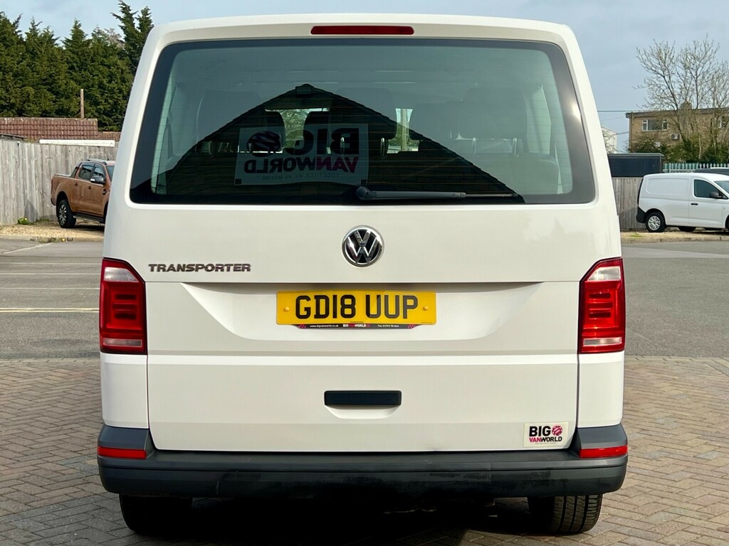 Volkswagen Transporter Shuttle T30 Tdi 150 Shuttle S Bmt Swb 9 Seat Minibus Dsg A GD18UUP White #5