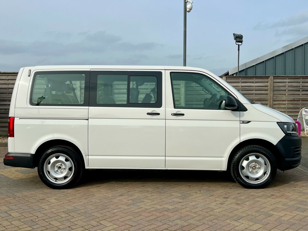 Volkswagen Transporter Shuttle T30 Tdi 150 Shuttle S Bmt Swb 9 Seat Minibus Dsg A GD18UUP White #3