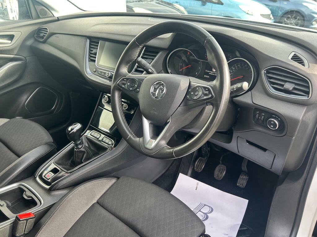 Vauxhall Grandland X 1.2 Turbo Griffin Euro 6 S S KR70RJX White #3