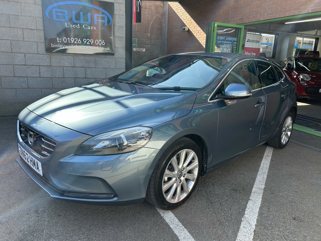 Volvo V40 Hatchback 1.6 D2 Se Lux Nav 201262 Blue #3