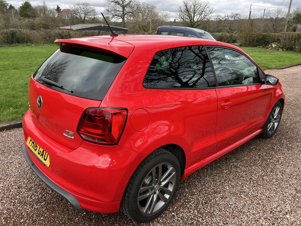 Volkswagen Polo 1.2 Tsi Bluemotion Tech R-line 2016 FH16GAO Red #5