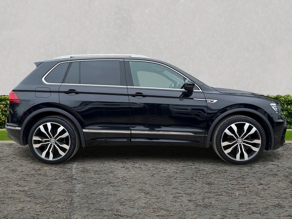 Volkswagen Tiguan 2.0 Tdi 150 4Motion R-line Dsg Black #2