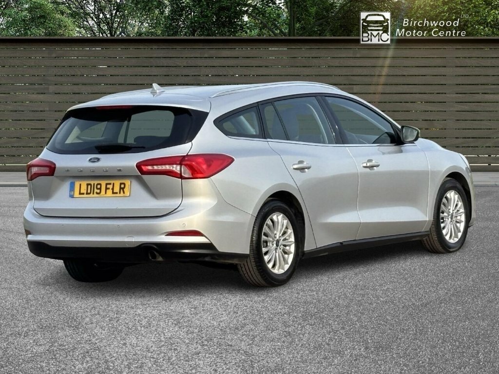 Ford Focus 1L Titanium LD19FLR Silver #3