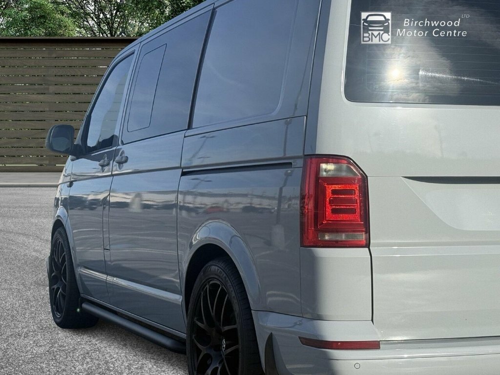 Volkswagen Transporter 2L Highline C7TEJ Grey #4