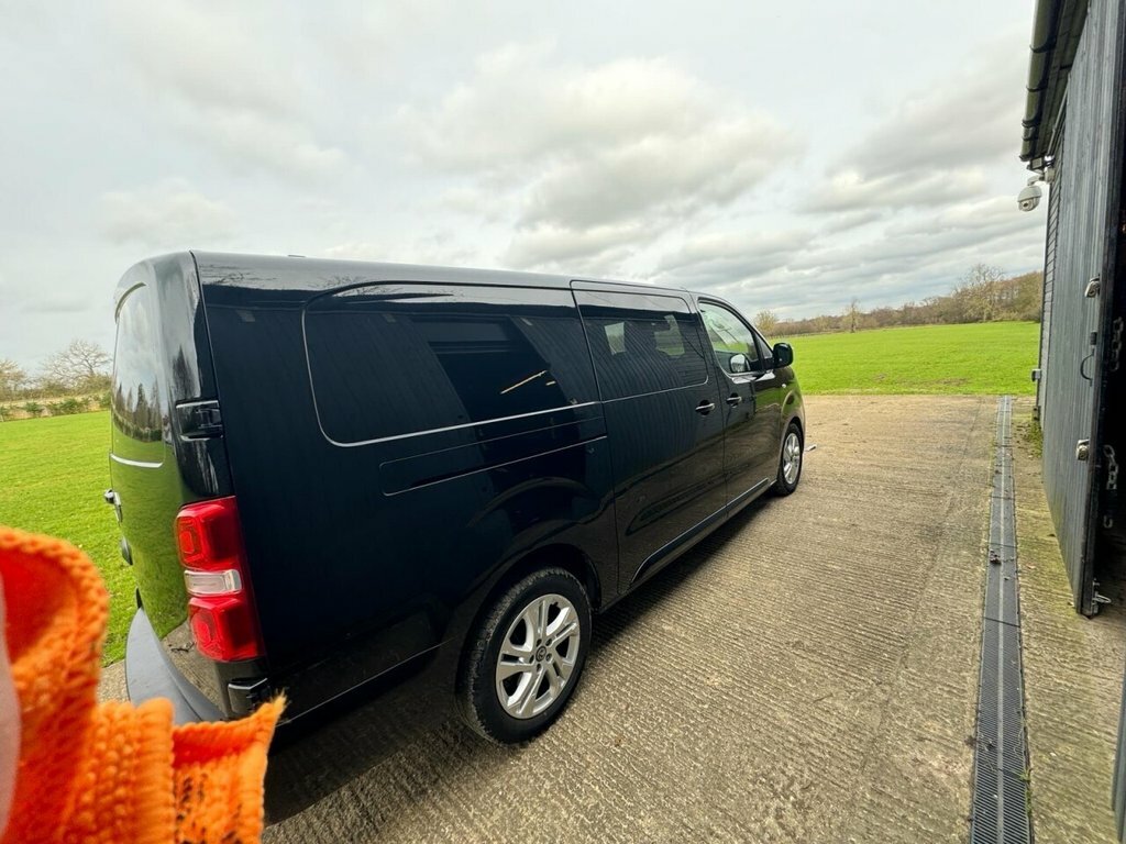 Vauxhall Vivaro 2L Elite Black #3