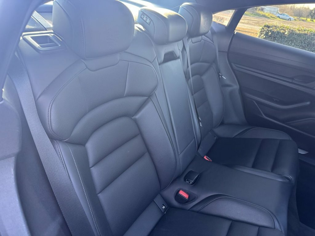 Porsche Taycan X5 Xdrive 40D M Sport Grey #24
