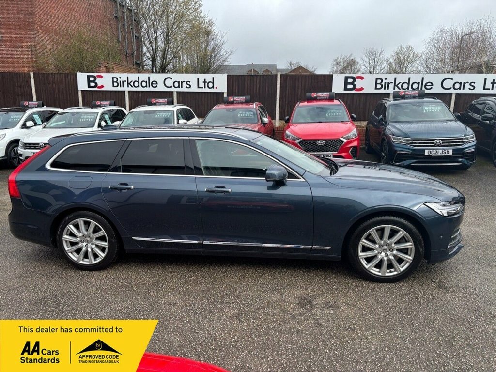Volvo V90 2L Inscription Pro Blue #2