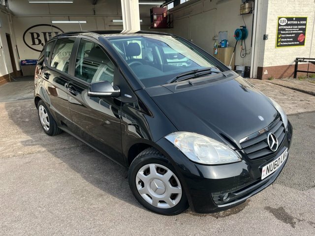 Mercedes-Benz A Class 1.5 A160 Blueefficiency Classic Black #2