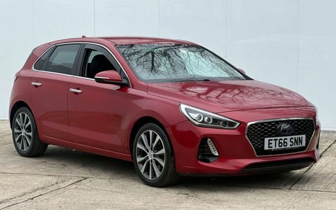 Hyundai I30 1.6 Crdi Premium Red