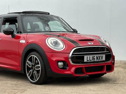 Mini Hatch 2.0 Cooper S Red #2